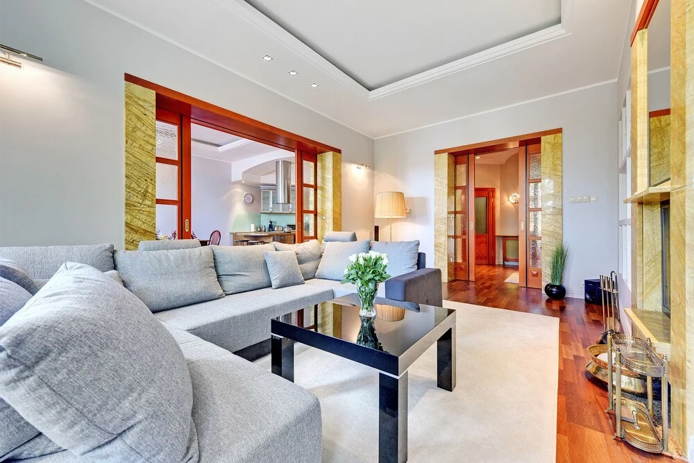 Royal Apartments Dream