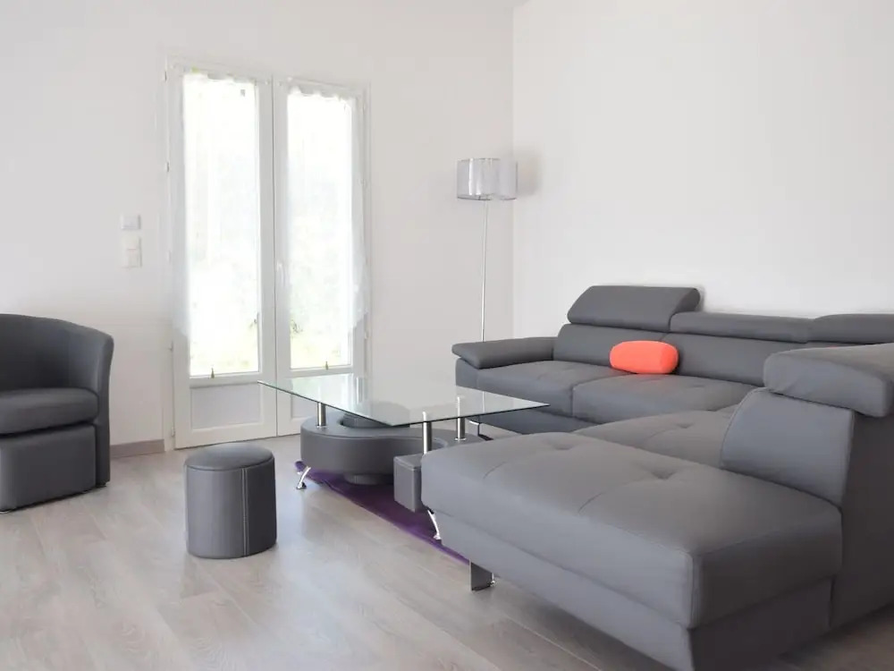 Modern Villa in Thueyts with Swimming Pool