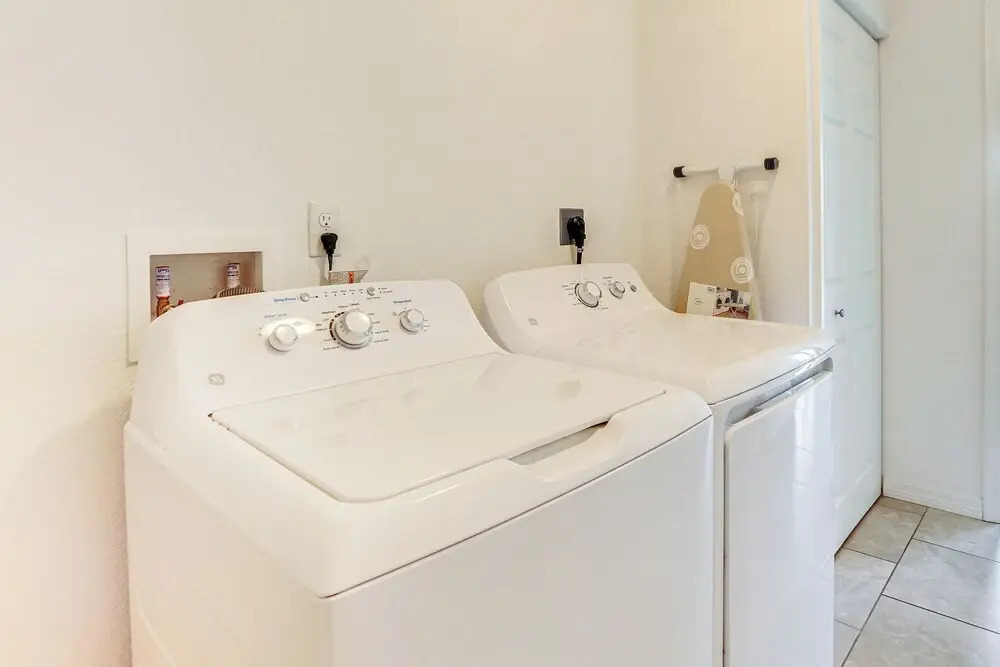Near 5 Golf Courses: Rotonda West Home w Pool