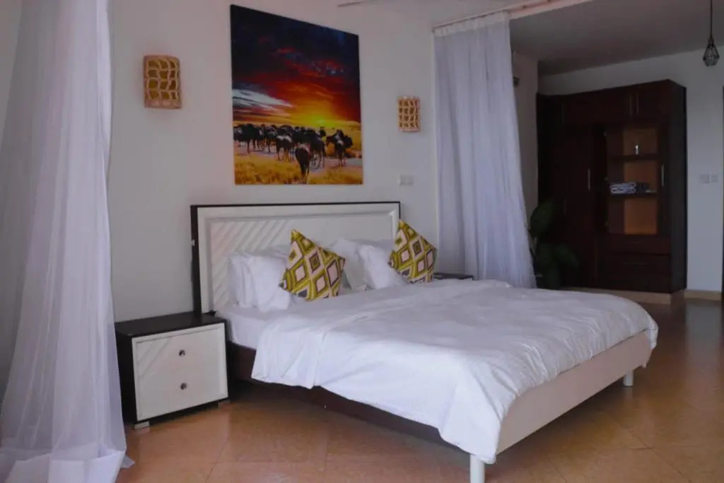 Stay.Plus Shanzu Beachfront Apartment