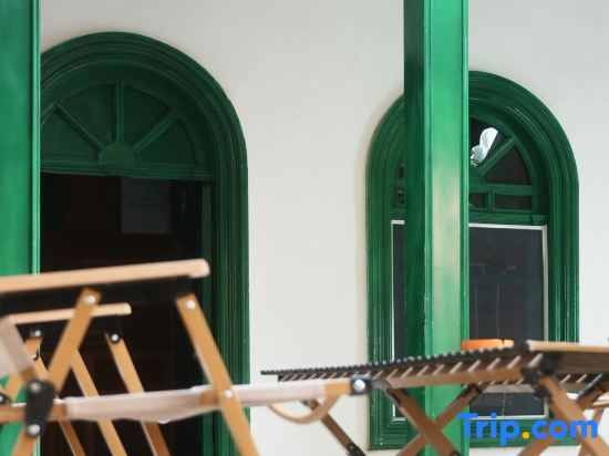 Happiness Travel Homestay