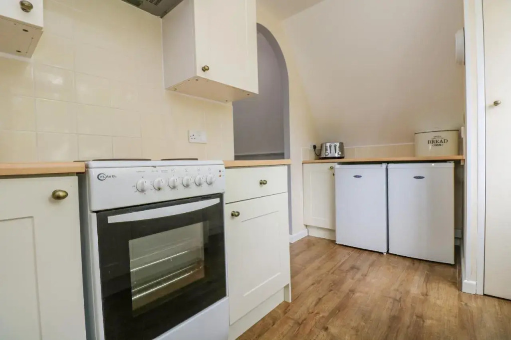 No1, Tranquil Tamar Valley home near Moors & Coasts