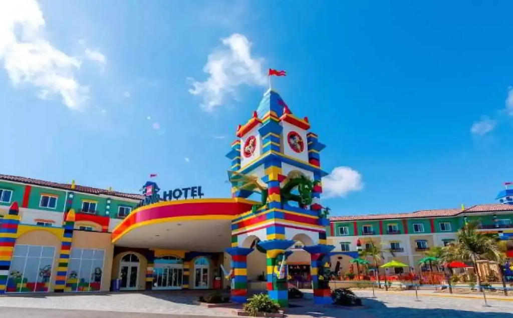 LEGOLAND California Hotel and Castle Hotel