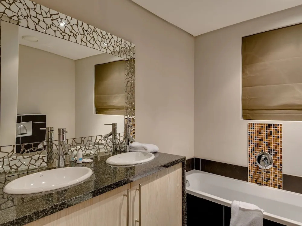 Rockwell Luxury Apartments
