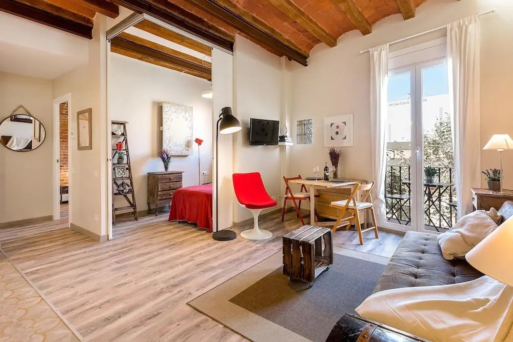 Urban District Apartments - Barcelona Smart Vintage Lofts and Apartments