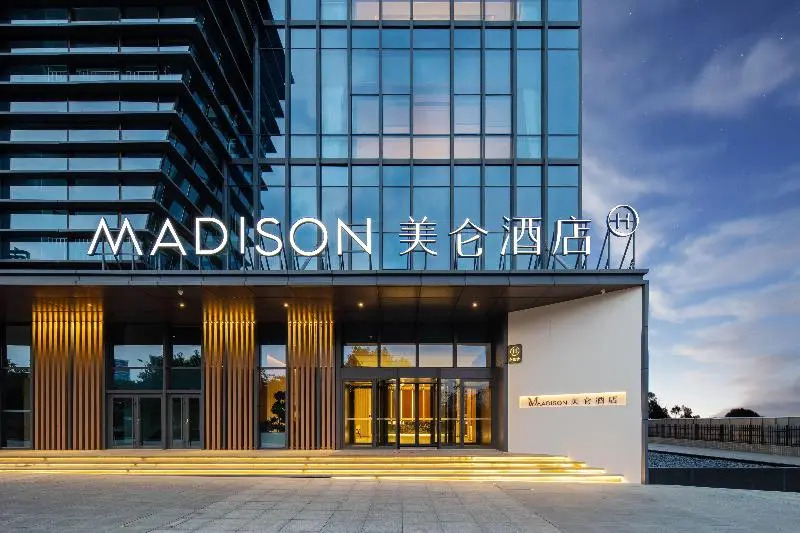Madison Hotel Qingdao West Coast City Balcony