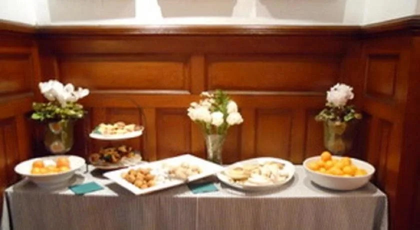 Orient Inn