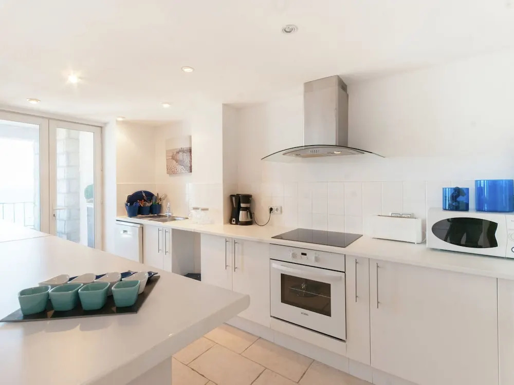 Luxury Apartment in L'escala Catalonia near Beach
