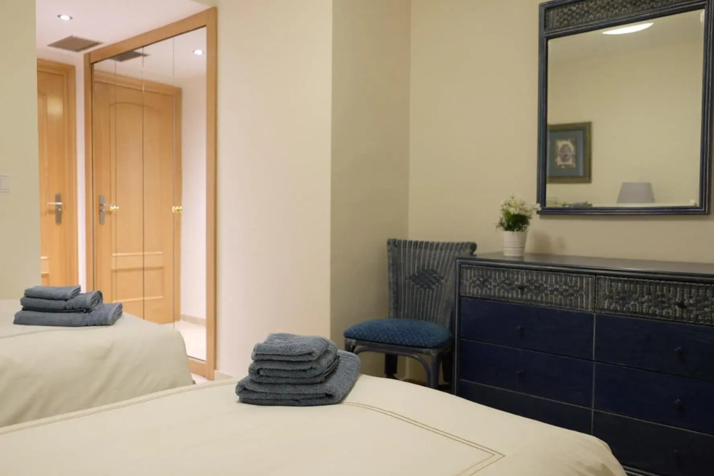 luxury modern apartment with terrace, pool and garage!