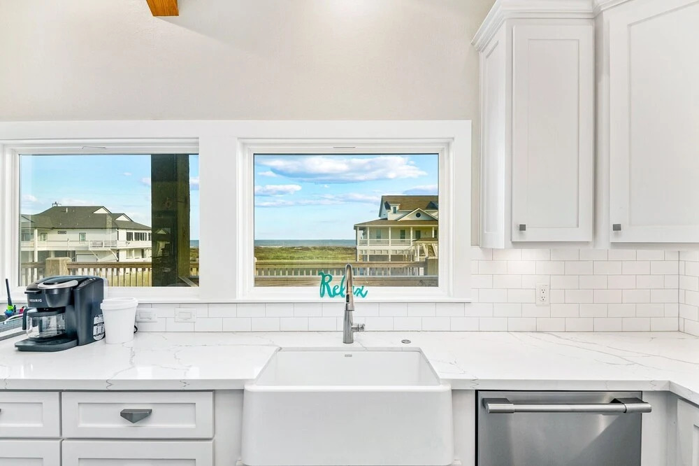 Stay Awhile 4 Bedroom Home by RedAwning