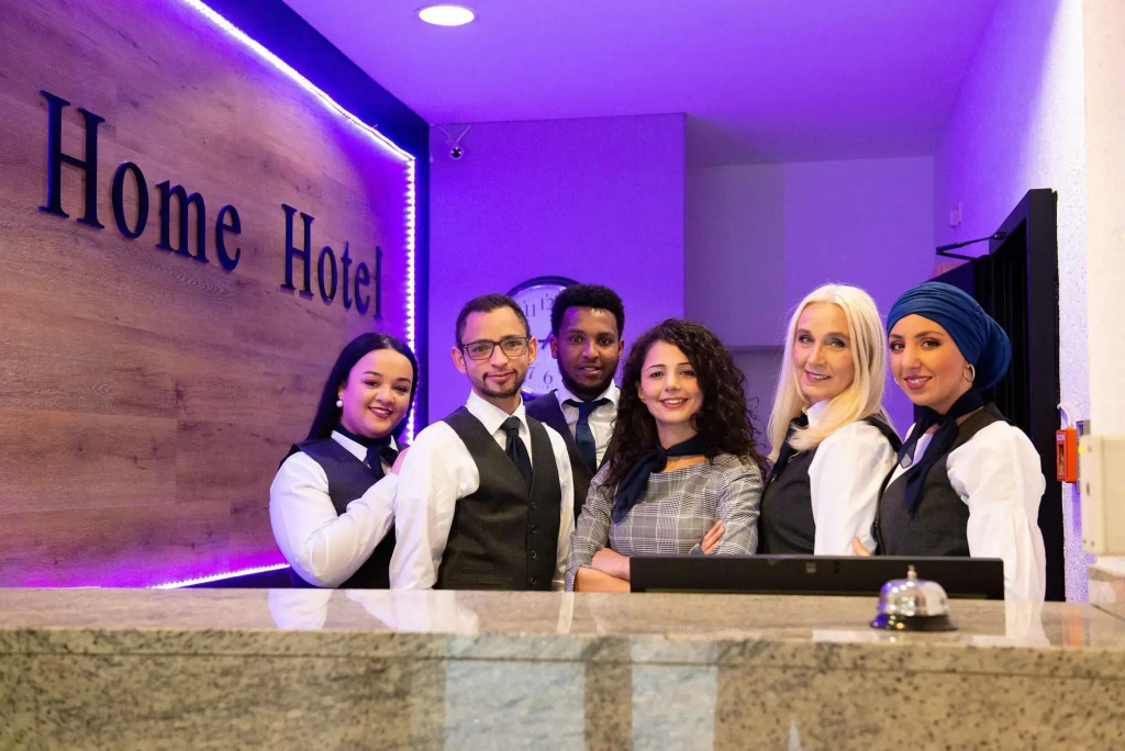 Home Hotel