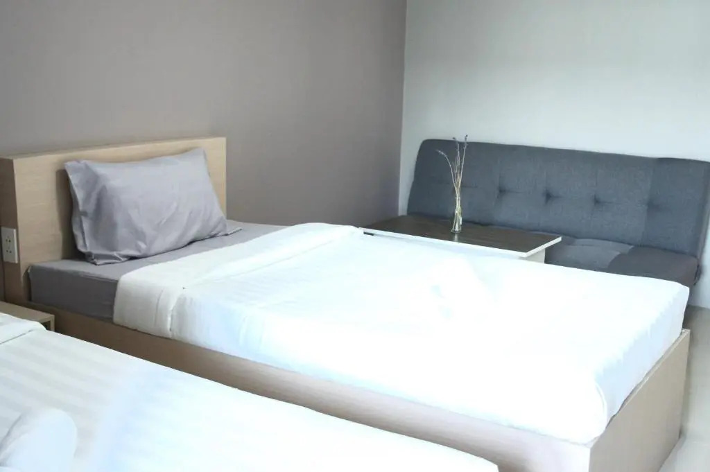 H12, The Stylish Apartment