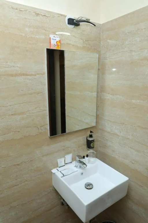 Gadiraju Palace Convention Centre & Hotel