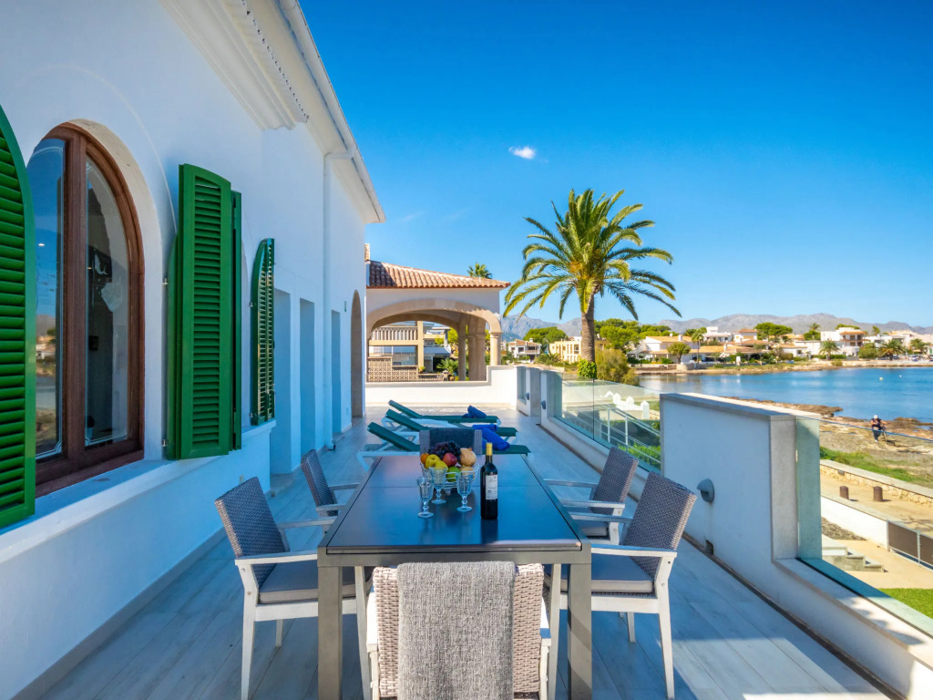 Villa Can Verd by Interhome