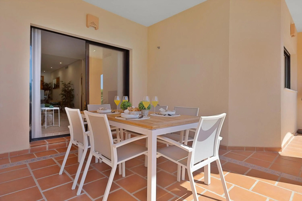 Quiet & bright apartment in Las Mimosas de Banús