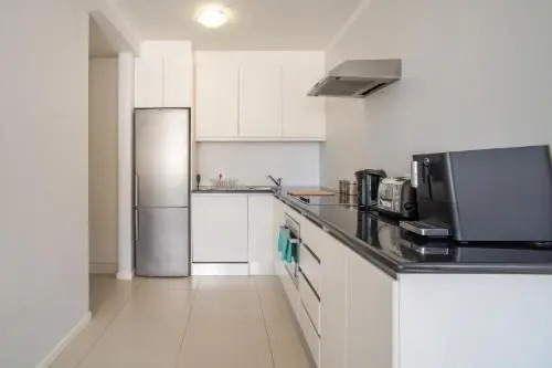 Four Seasons Apartments