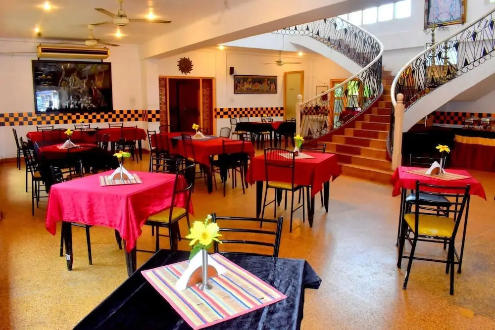 Jaffna Cosy Hotel And Restaurant