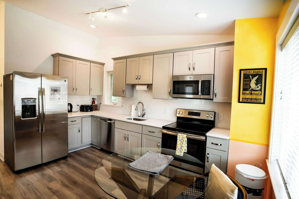 Urban Nest Guest House