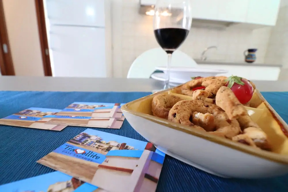 House Holidays Yasmine To Otranto 6 Places