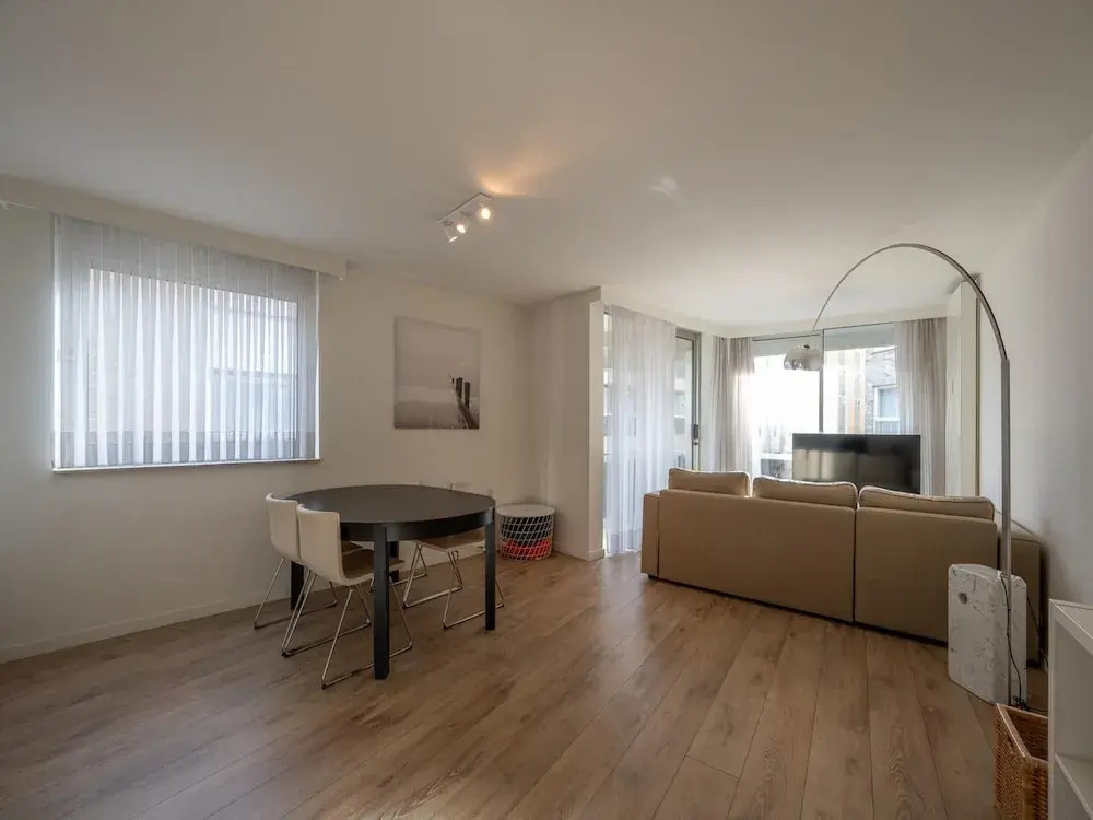 Apartment in Heist Near the Beach
