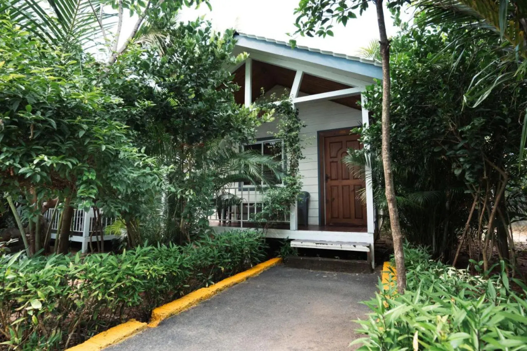 Nasya Beachside Cottages