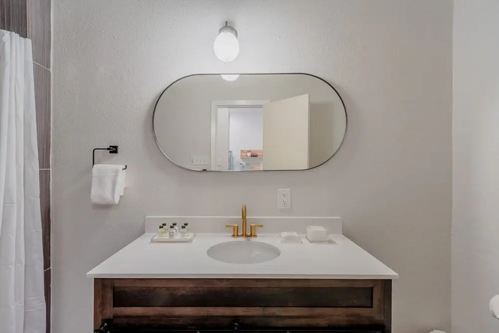 Abode Dallas - The Cedars Downtown