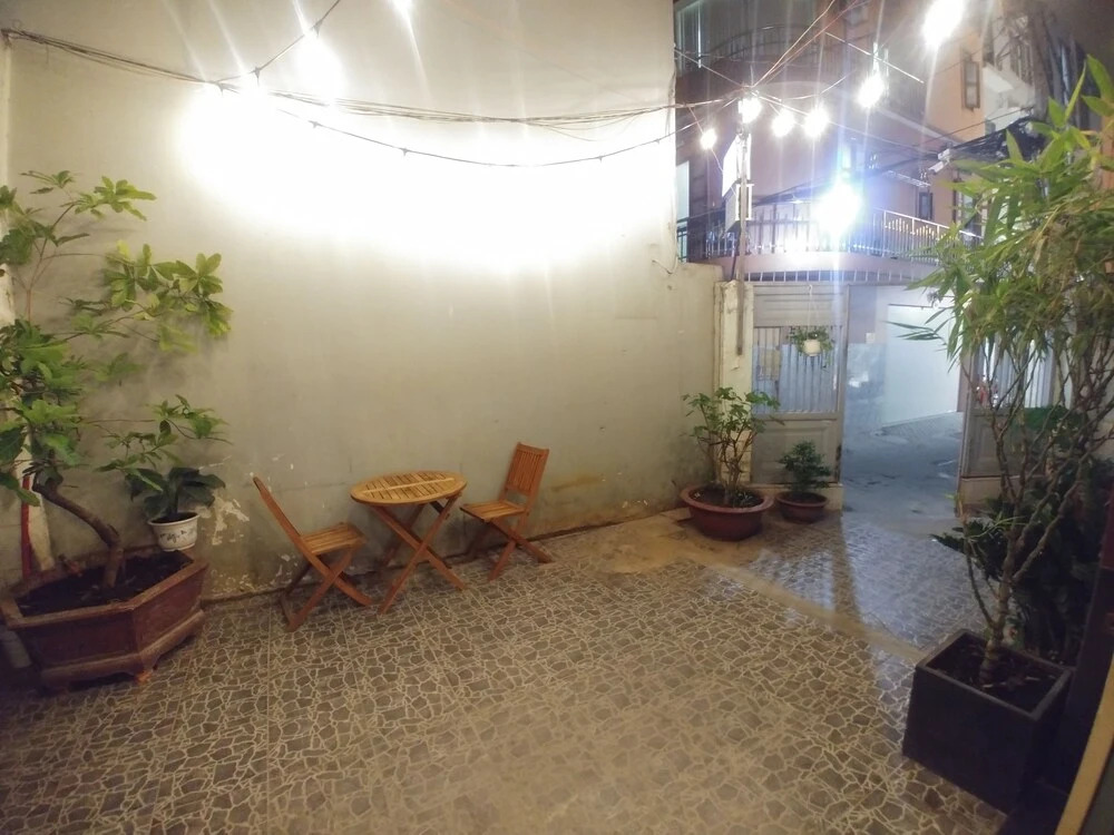 40K Four Of A Kind Hostel