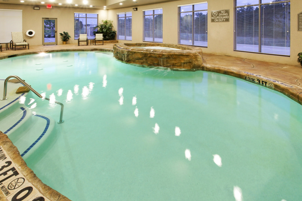 Holiday Inn Express Hotel & Suites Mansfield by IHG
