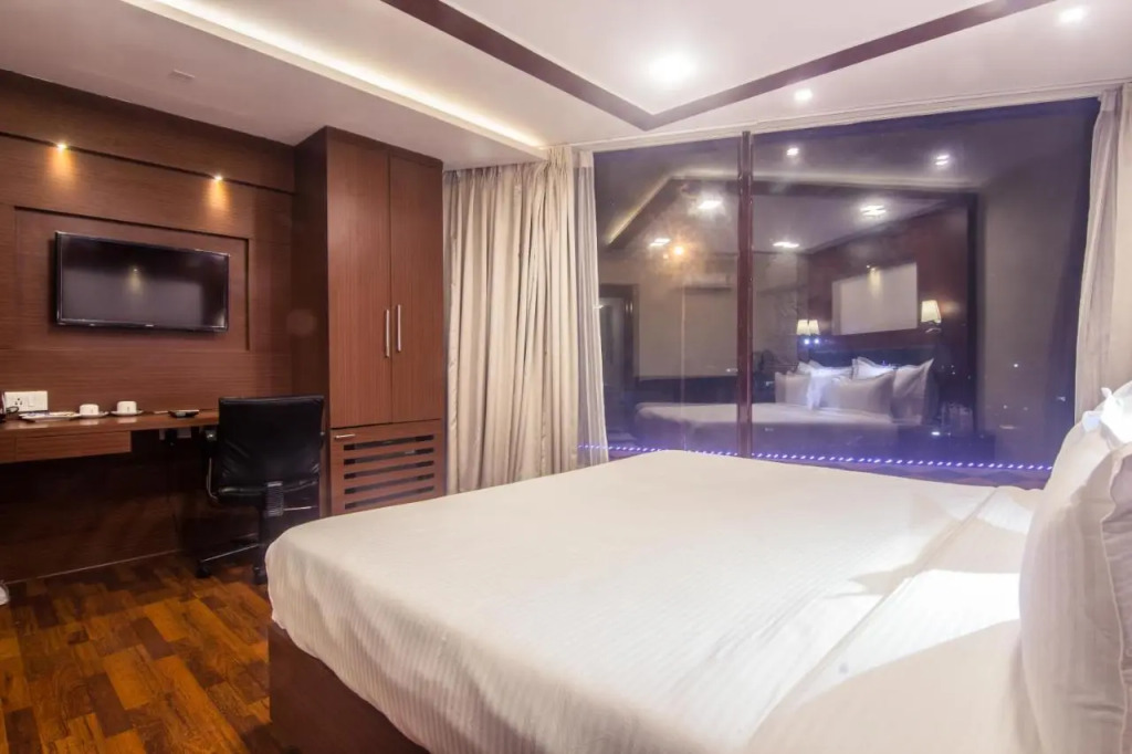 Hotel Sawood International