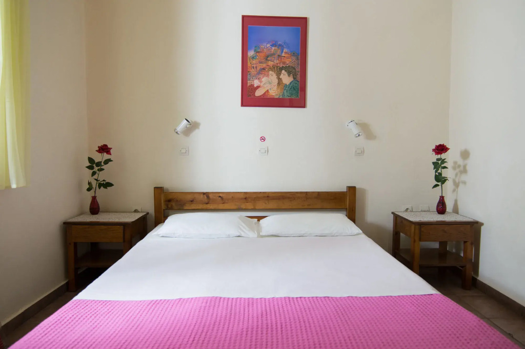 Kalithea Apartments - Heated Pool seasonal - Pool Towels - Pool Sun Lounger Matresses