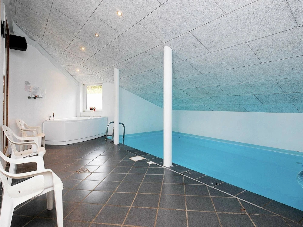 Vintage Holiday Home in Ringkobing With Terrace