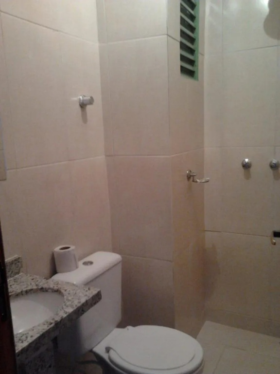 Hotel Imperador Caldas Novas - GO - Facil acesso aos parques aquaticos e polo gastronômico noturno