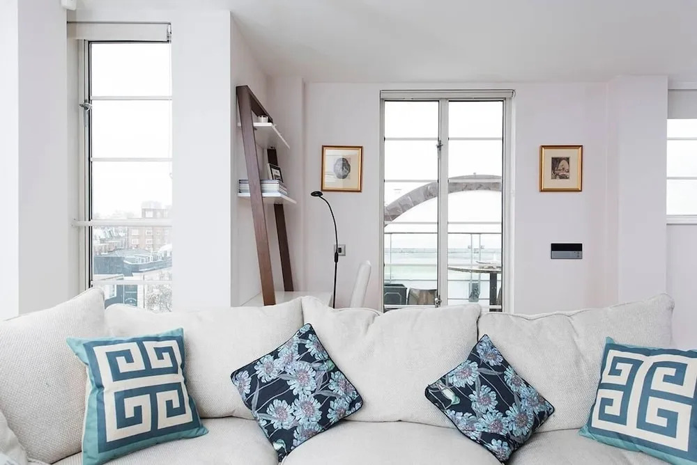 Luxurious 2 BR Apartment near Hyde Park