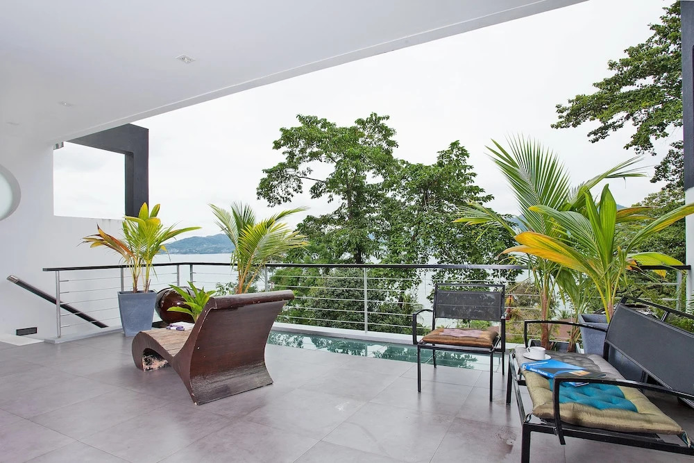 Seductive Sunset Villa Patong A7 - 3 Bedrooms