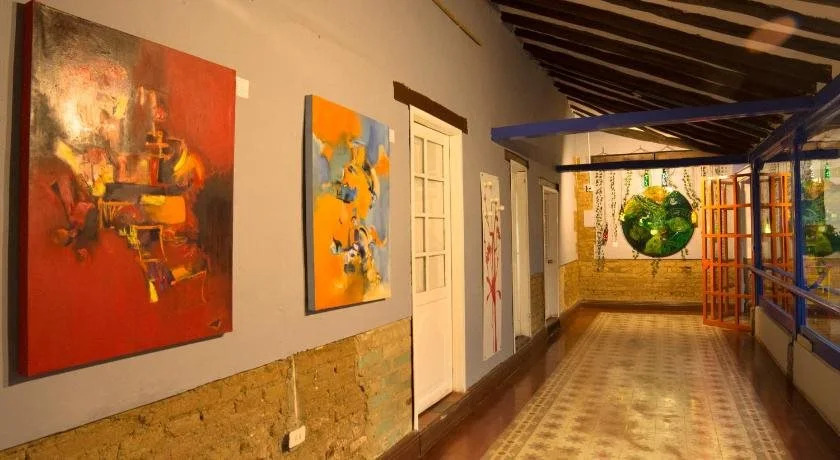 Fatima Suites - Hostel