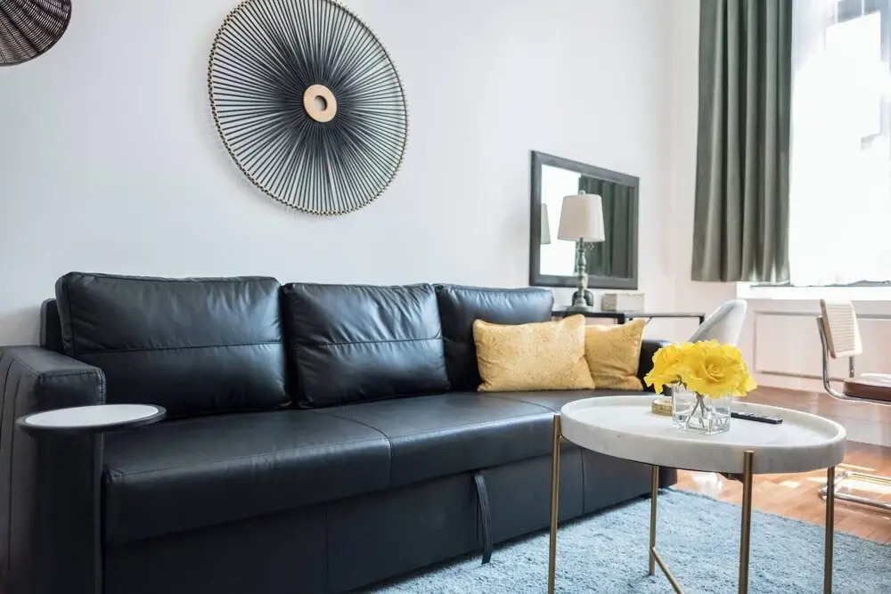 Central Park Studio With Sleeping Loft