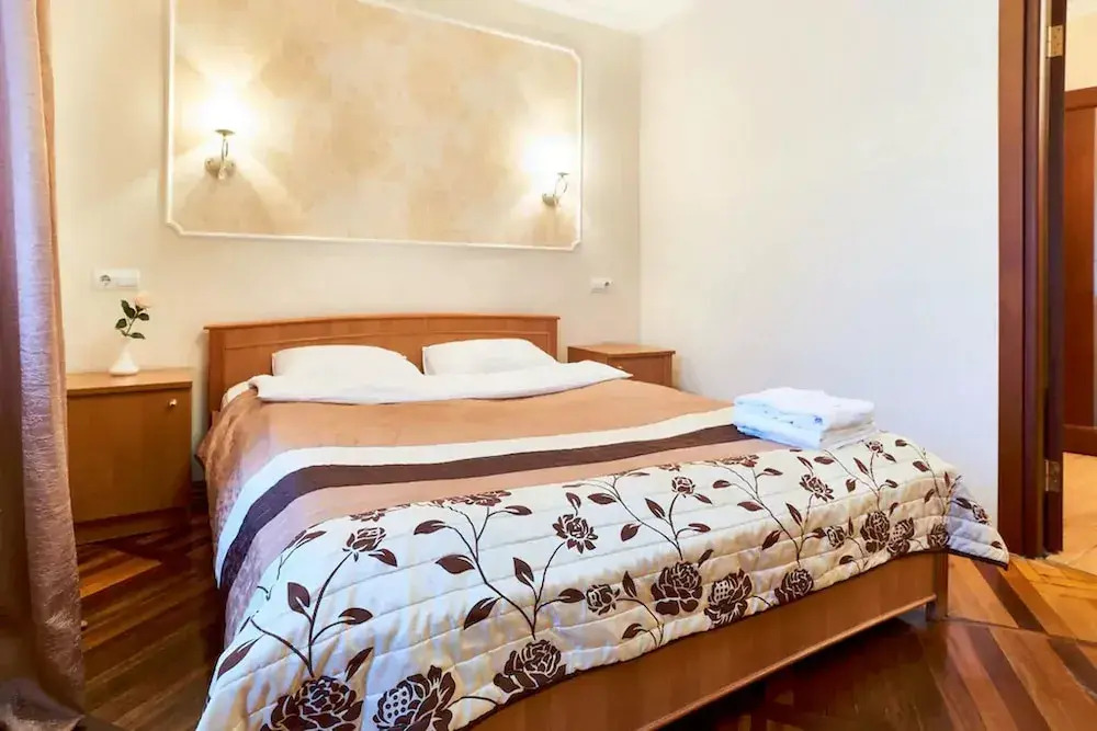 Апартаменты Home-Hotel, ул. Спасская, 25-17