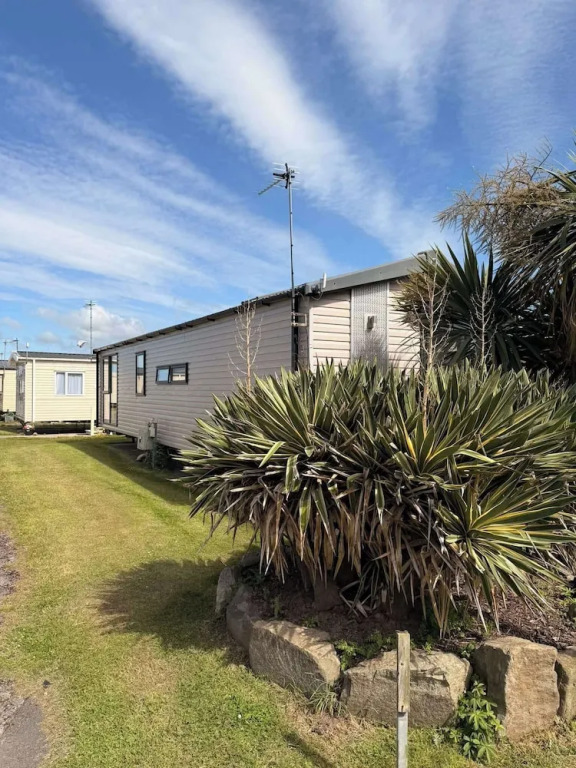 Seaside Charm Cabin Retreat in Rhyl
