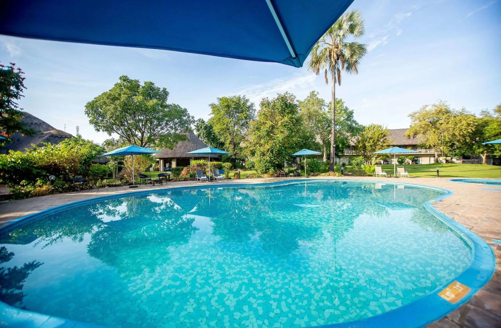 Azambezi River Lodge