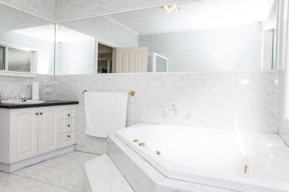 Abbotsford Private Rooms & Pods - 15 Charles Homestay