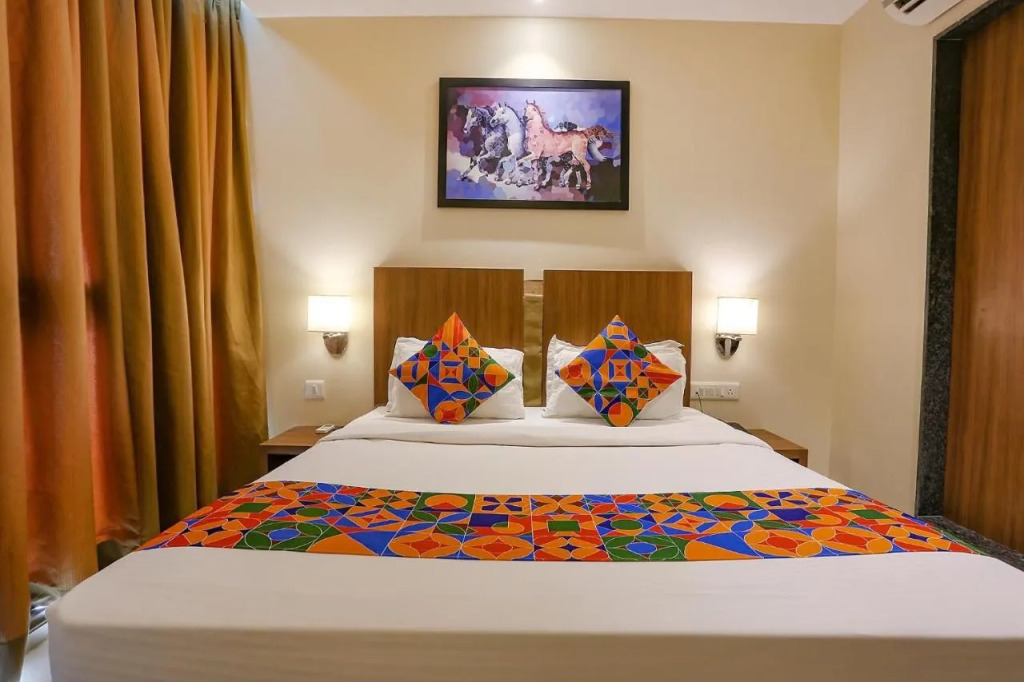 FabHotel Royal International - Nr Mumbai International Airport