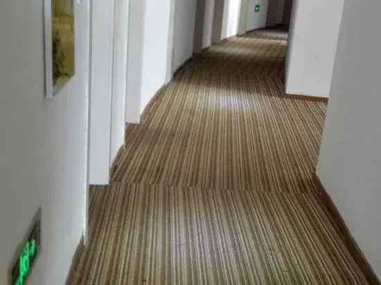 Yuyang Julong Hotel