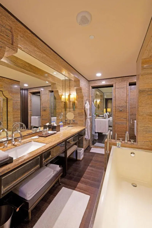 ITC Grand Chola, a Luxury Collection Hotel, Chennai