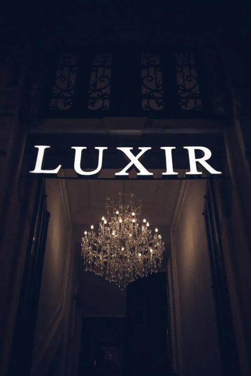 LUXIR HOTEL