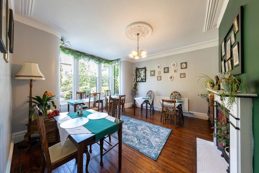 Wynnstay House