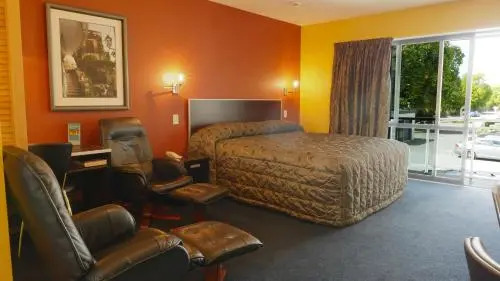 Randolph Motel Apartments