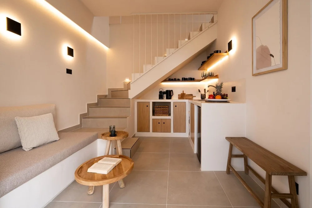 Sugarwhite Suites