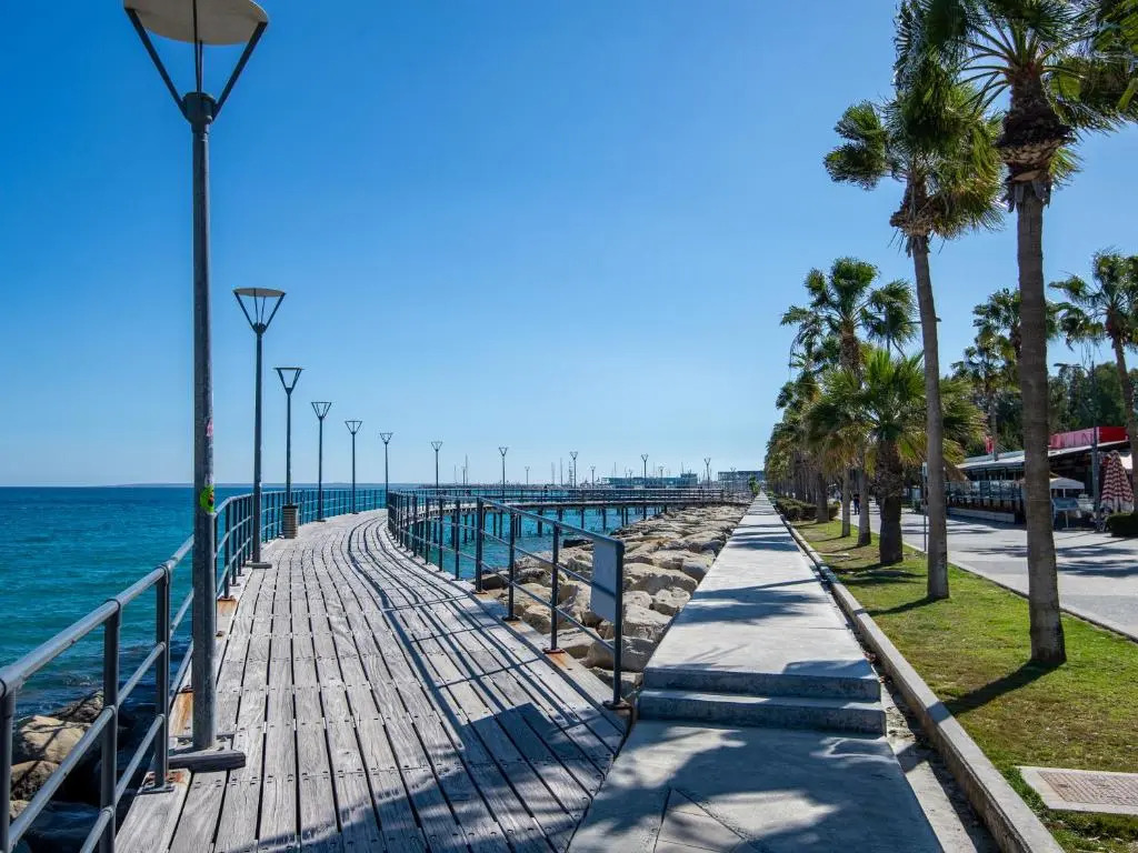 Sanders Crystal 2 Limassol