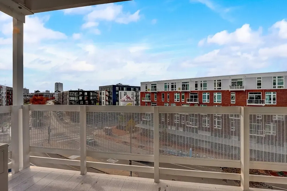 Chic Central Apartment with Free Parking