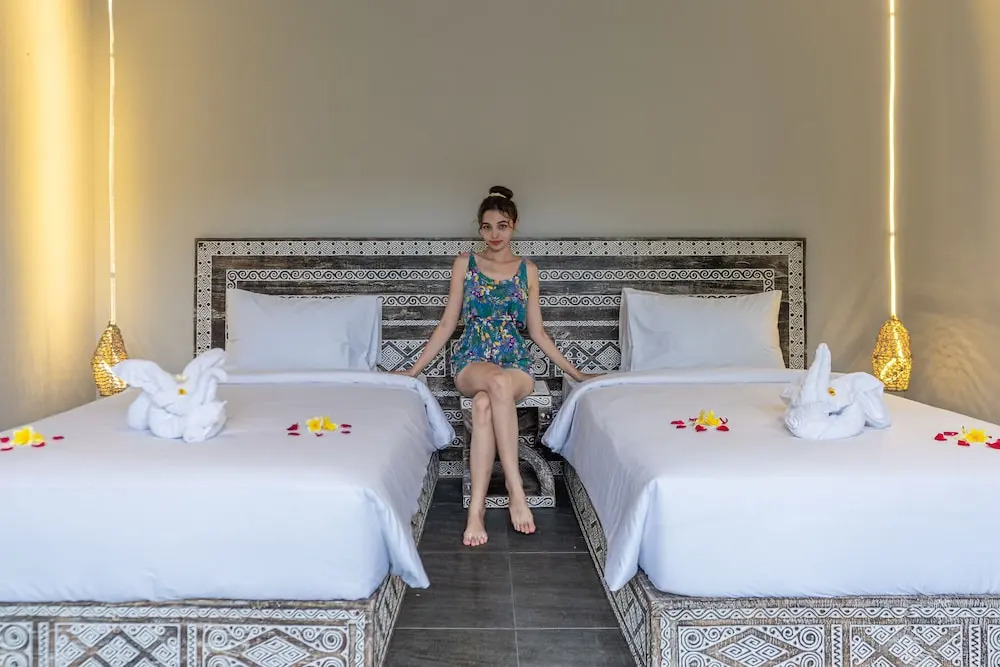 Brand New Luxury 3BR Villa Ethnic Ubud 3